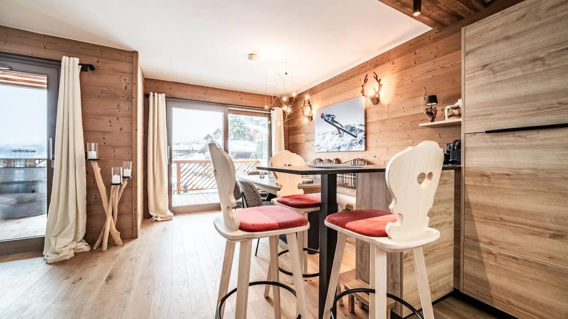 Apartment Chamoisine, Chatel - By Emerald Stay France