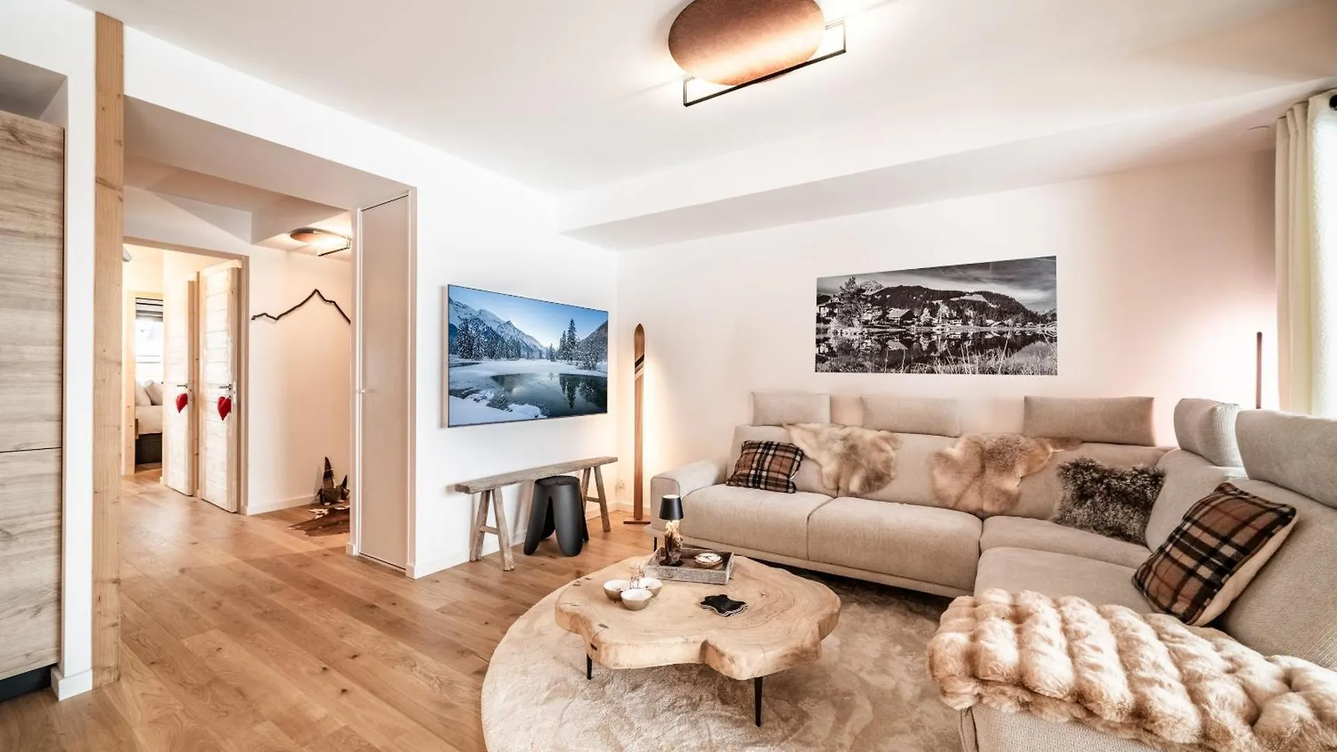 Apartment Chamoisine, Chatel - By Emerald Stay