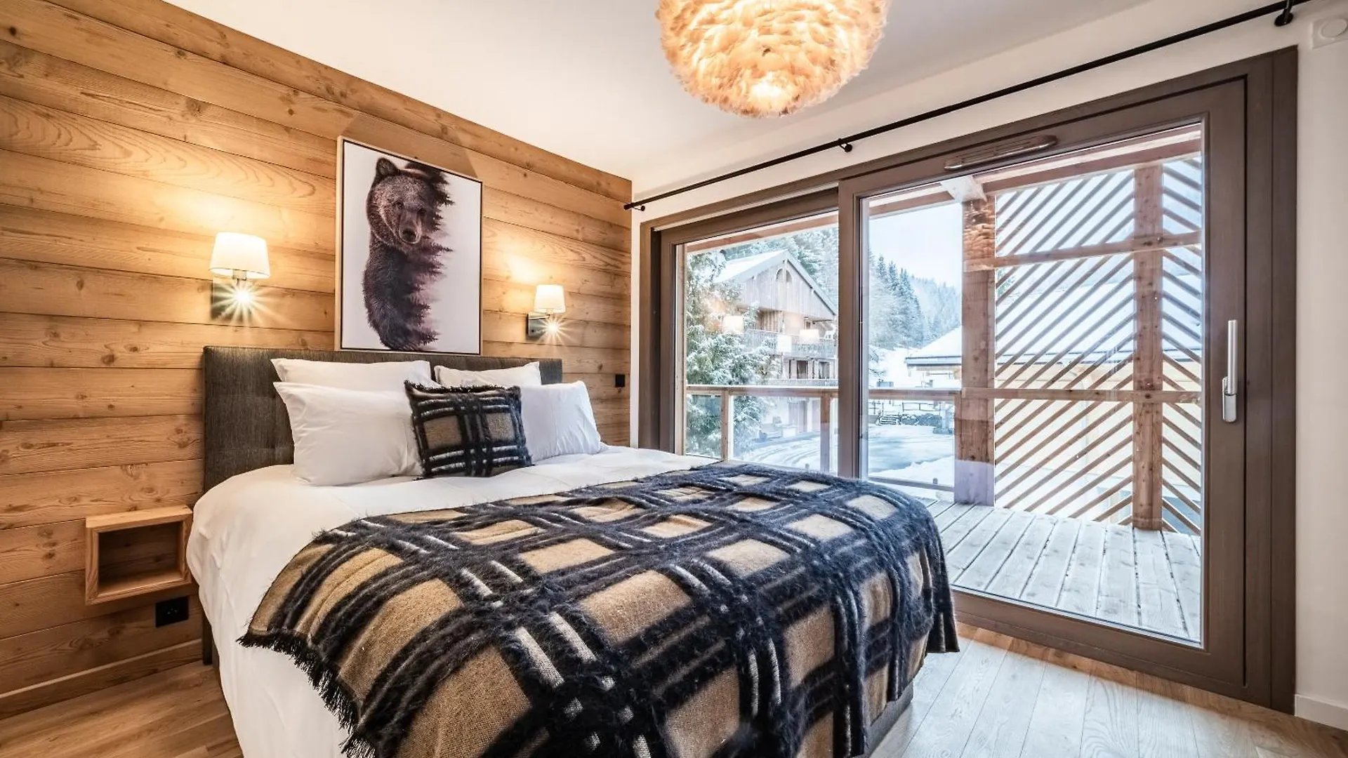 Apartment Chamoisine, Chatel - By Emerald Stay