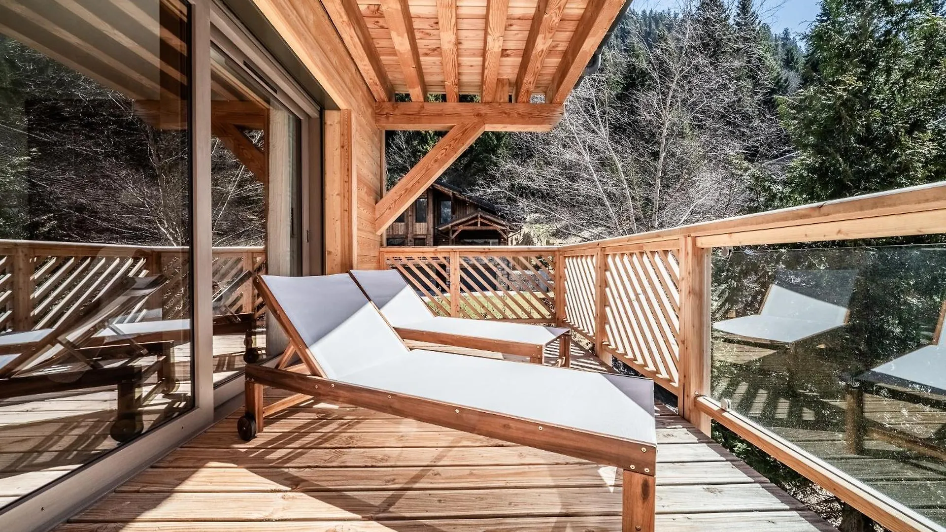 Apartment Chamoisine, Chatel - By Emerald Stay France